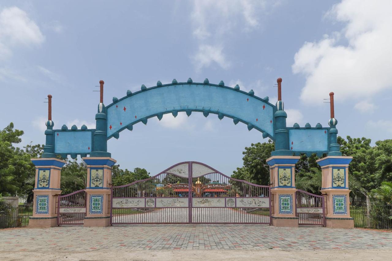 Capital O 49279 Chhab Chhaba Chhab Water Fun Park & Resort Damka Esterno foto